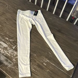 Brand new pair of Under Armour leggings Size Medium